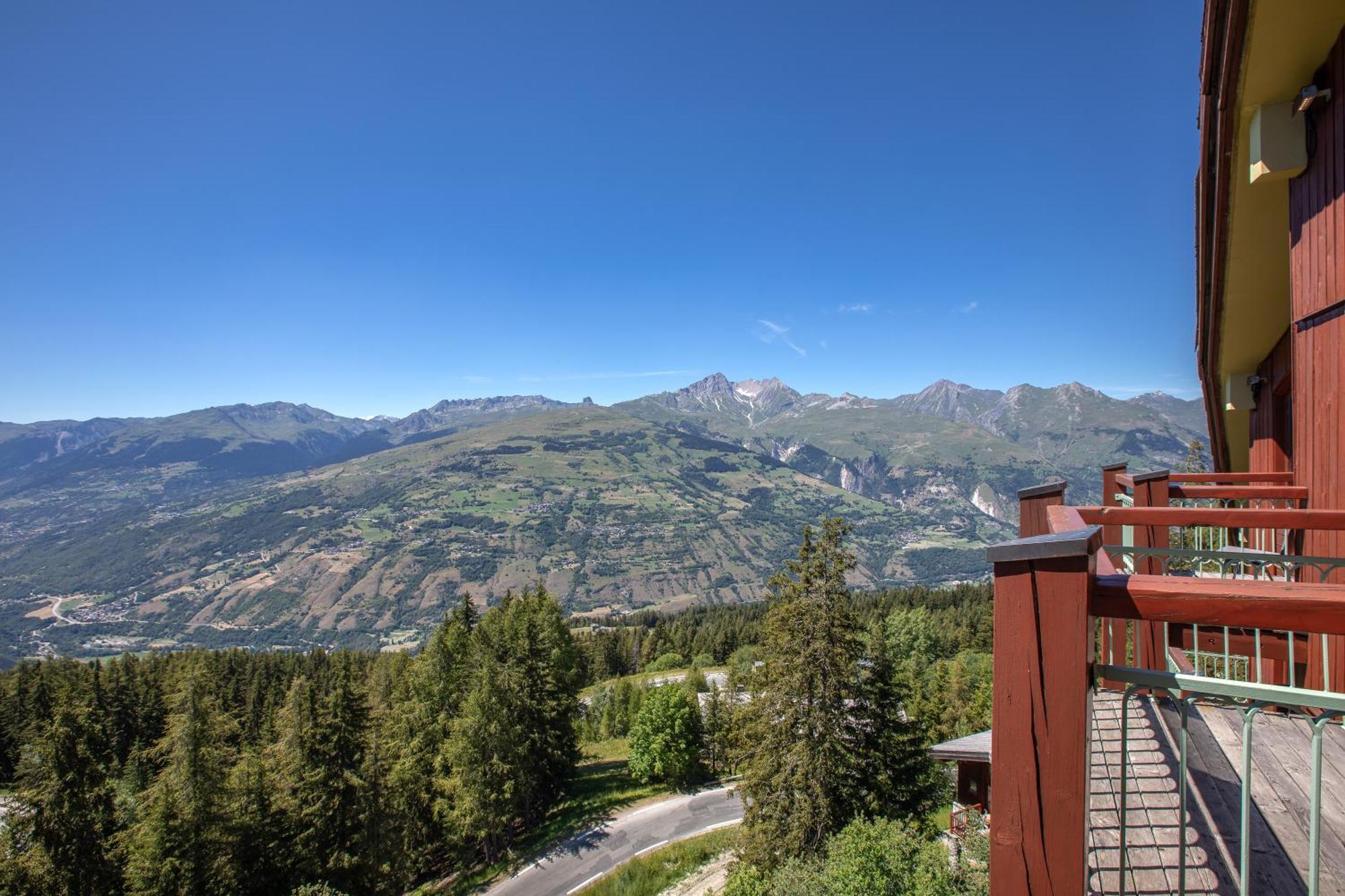 ホテル メルキュール レザーク 1800 Les Arcs  エクステリア 写真